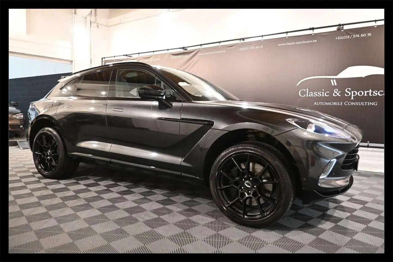 Photo 1 : Aston Martin Dbx 2021 Essence