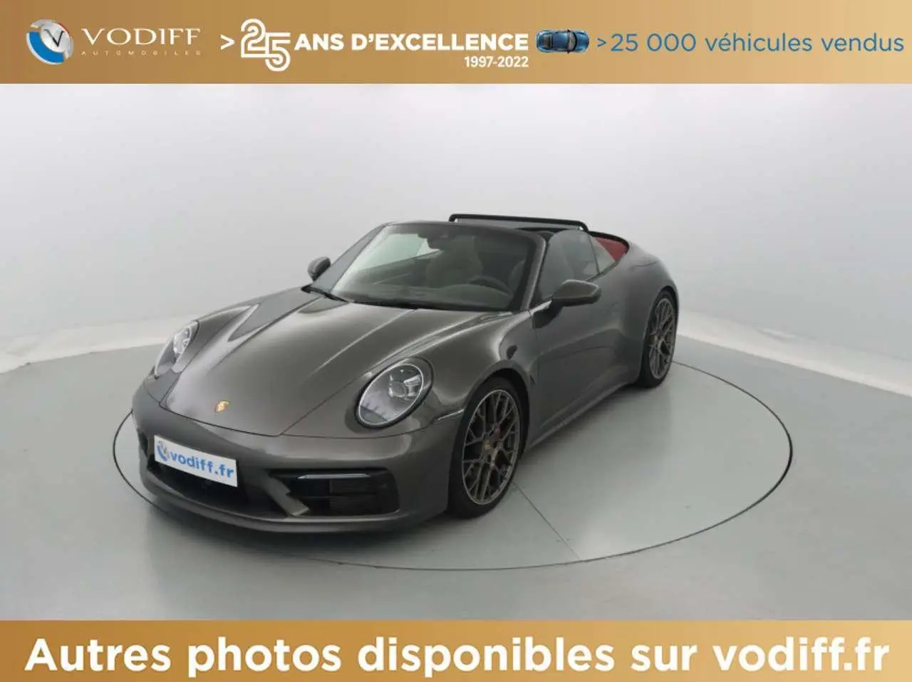 Photo 1 : Porsche 992 2019 Essence