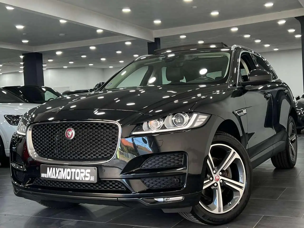 Photo 1 : Jaguar F-pace 2018 Petrol