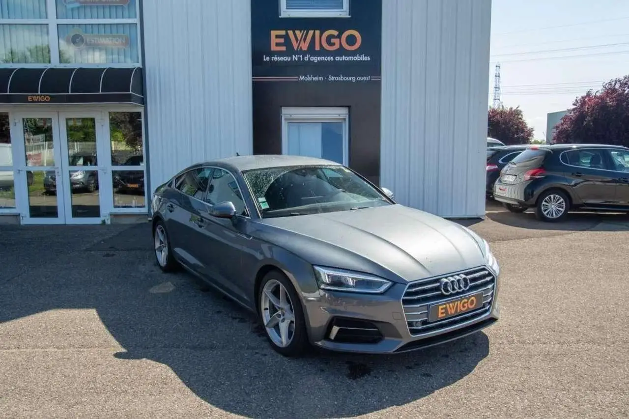 Photo 1 : Audi A5 2018 Petrol