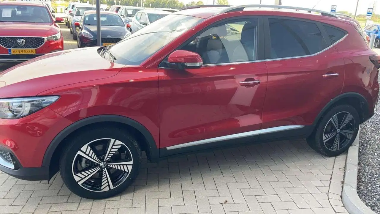 Photo 1 : Mg Zs 2021 Electric