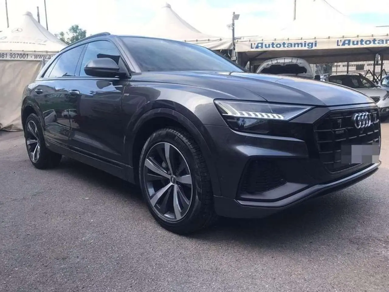 Photo 1 : Audi Q8 2019 Hybrid