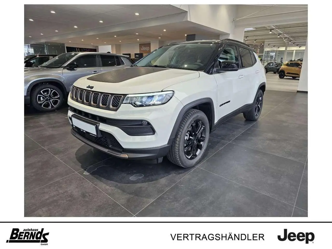 Photo 1 : Jeep Compass 2024 Hybrid