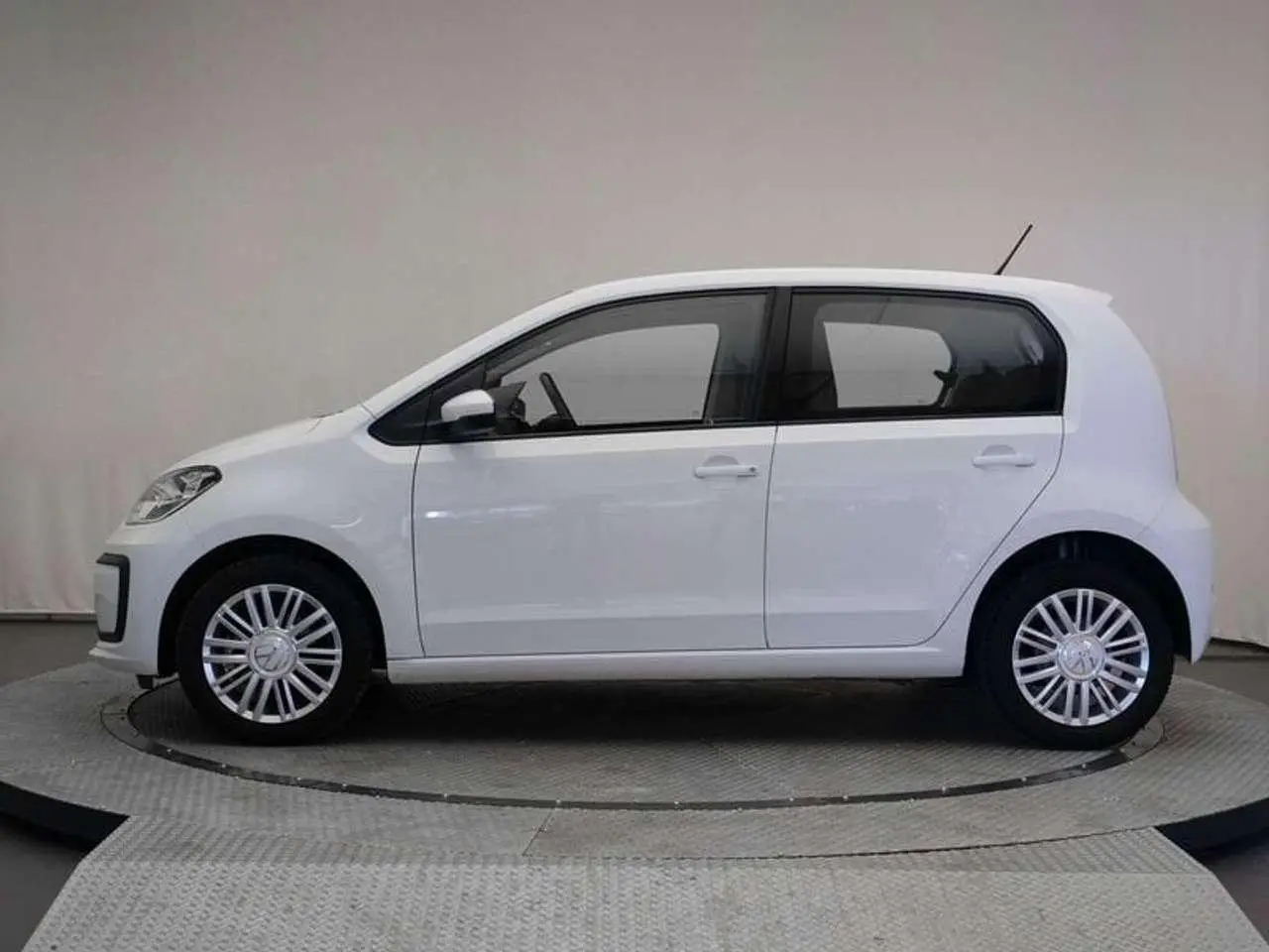 Photo 1 : Volkswagen Up! 2023 Essence