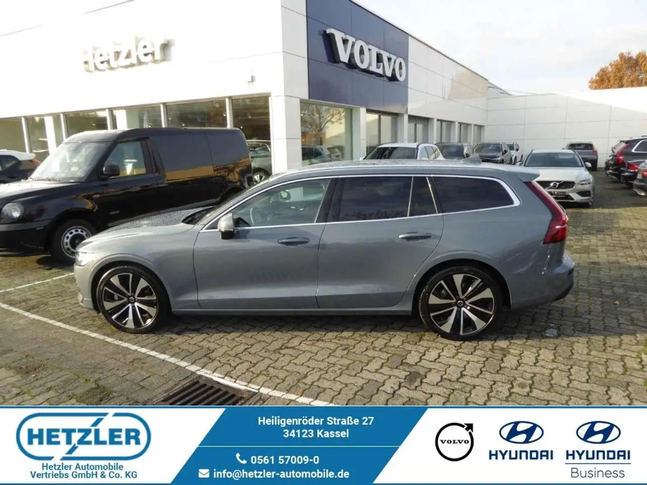 Photo 1 : Volvo V60 2023 Diesel