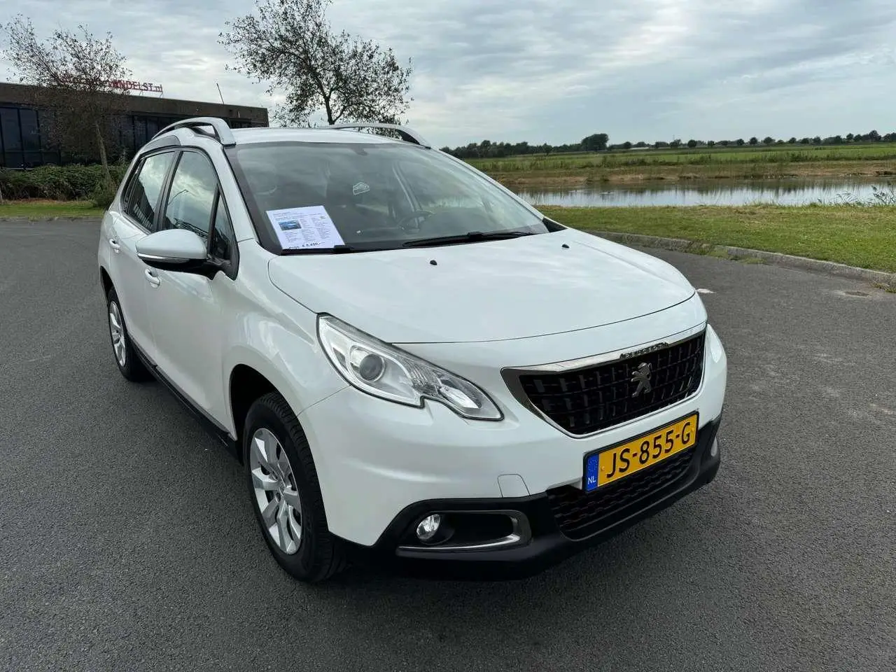 Photo 1 : Peugeot 2008 2016 Petrol