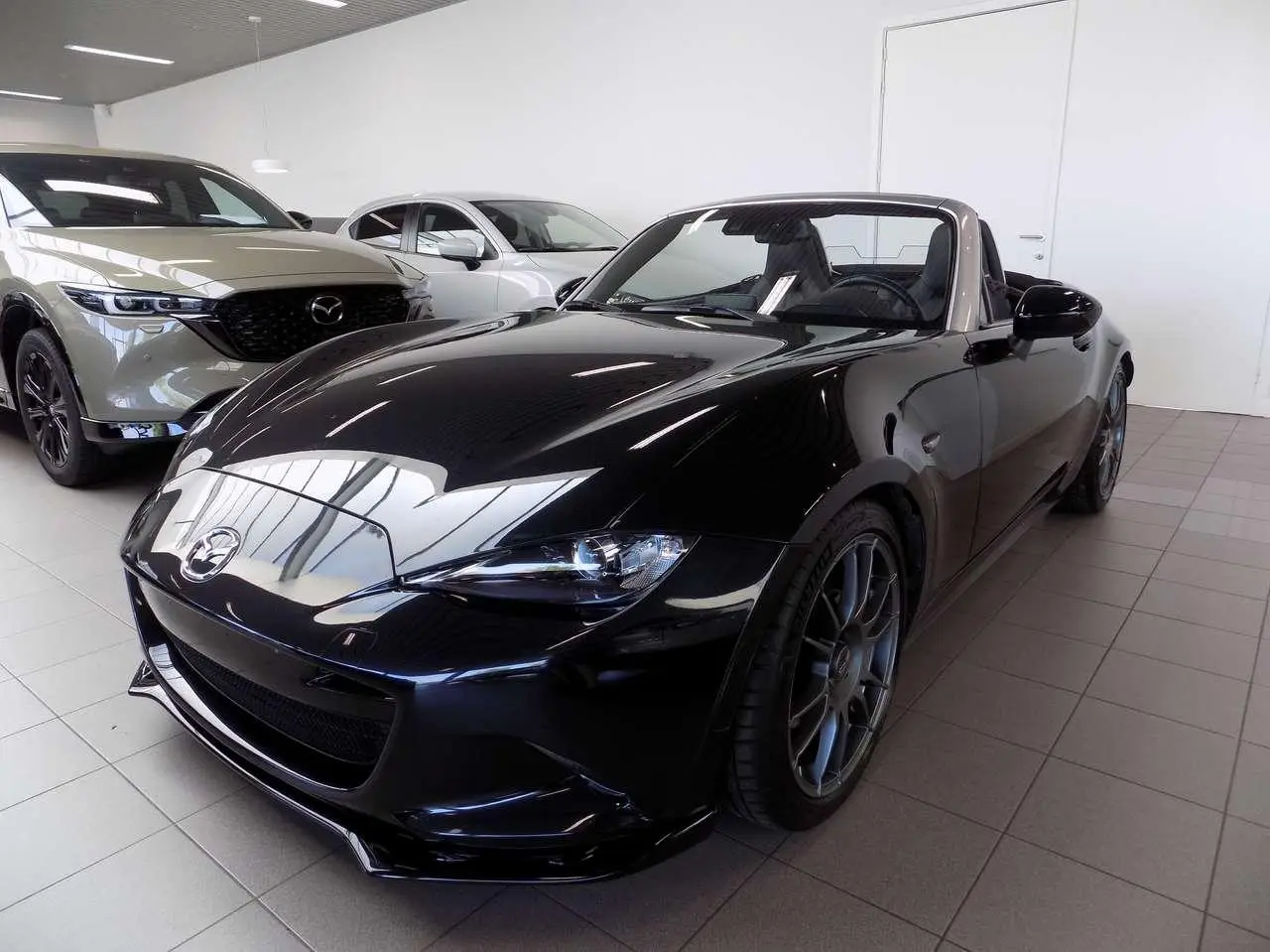 Photo 1 : Mazda Mx-5 2016 Petrol