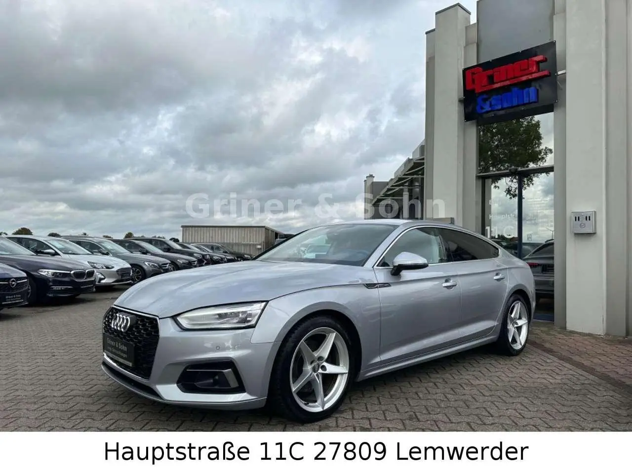 Photo 1 : Audi A5 2019 Petrol