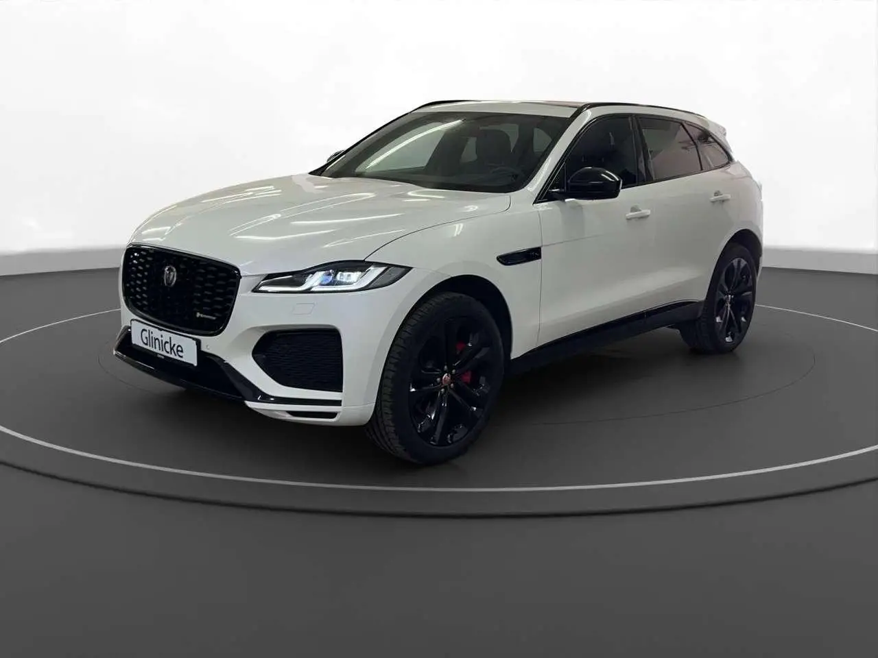 Photo 1 : Jaguar F-pace 2023 Essence