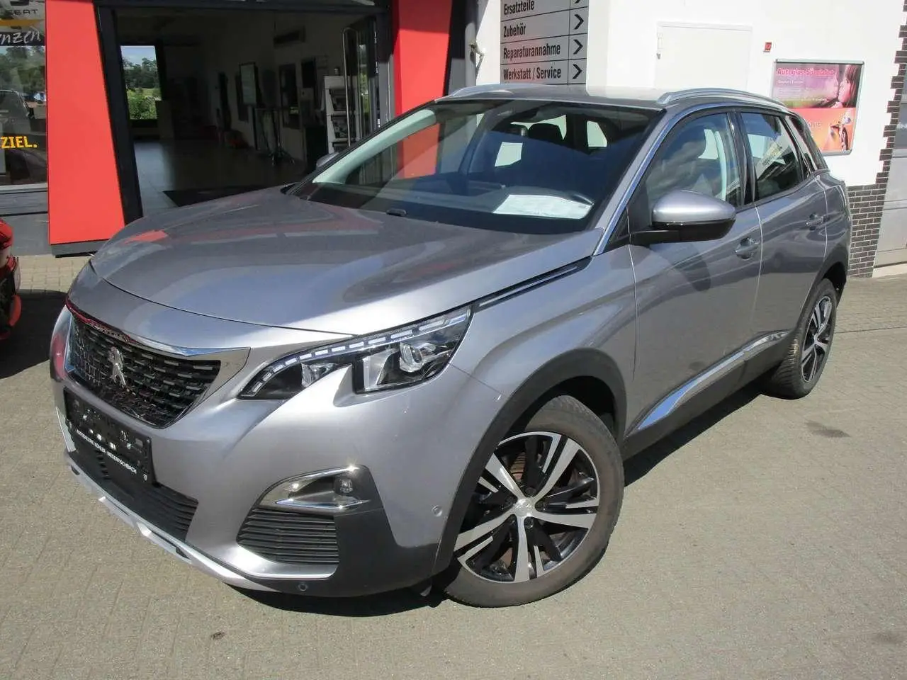 Photo 1 : Peugeot 3008 2020 Essence