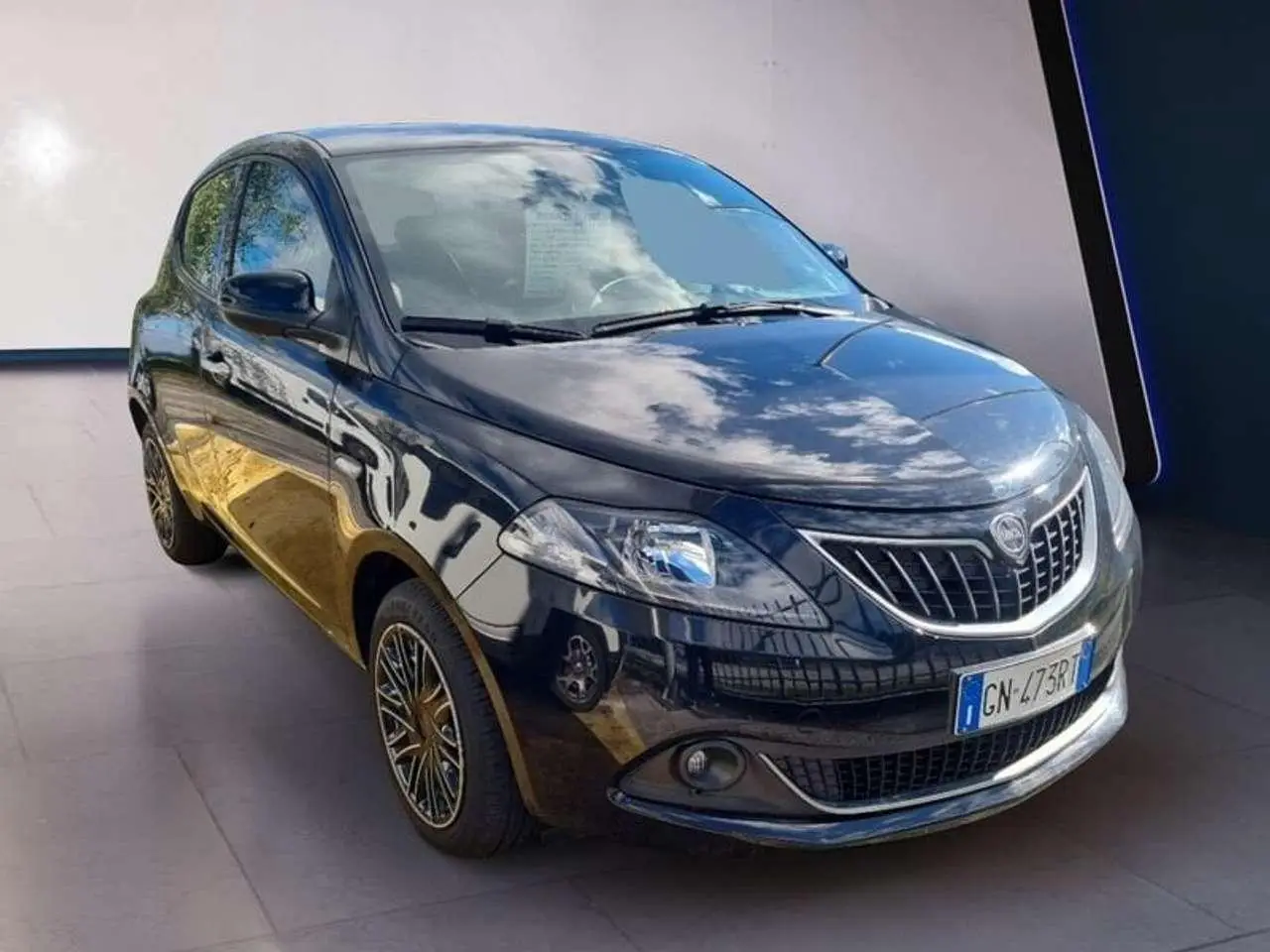 Photo 1 : Lancia Ypsilon 2023 Hybrid