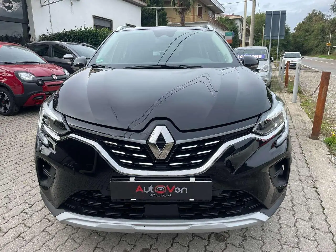 Photo 1 : Renault Captur 2022 Essence