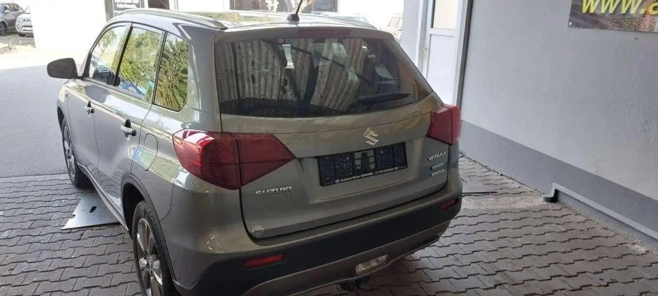 Photo 1 : Suzuki Vitara 2020 Essence