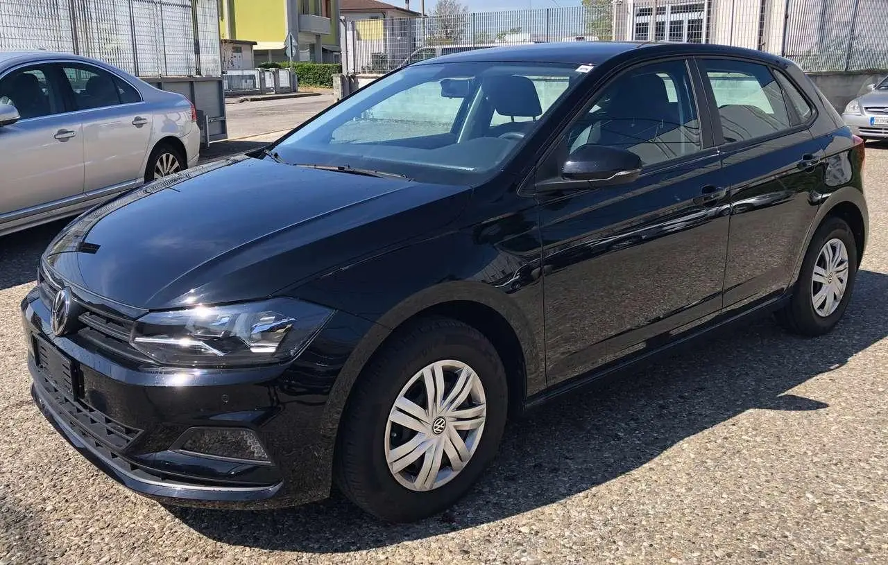 Photo 1 : Volkswagen Polo 2019 Petrol