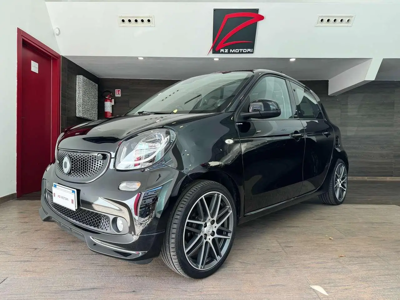 Photo 1 : Smart Forfour 2017 Petrol