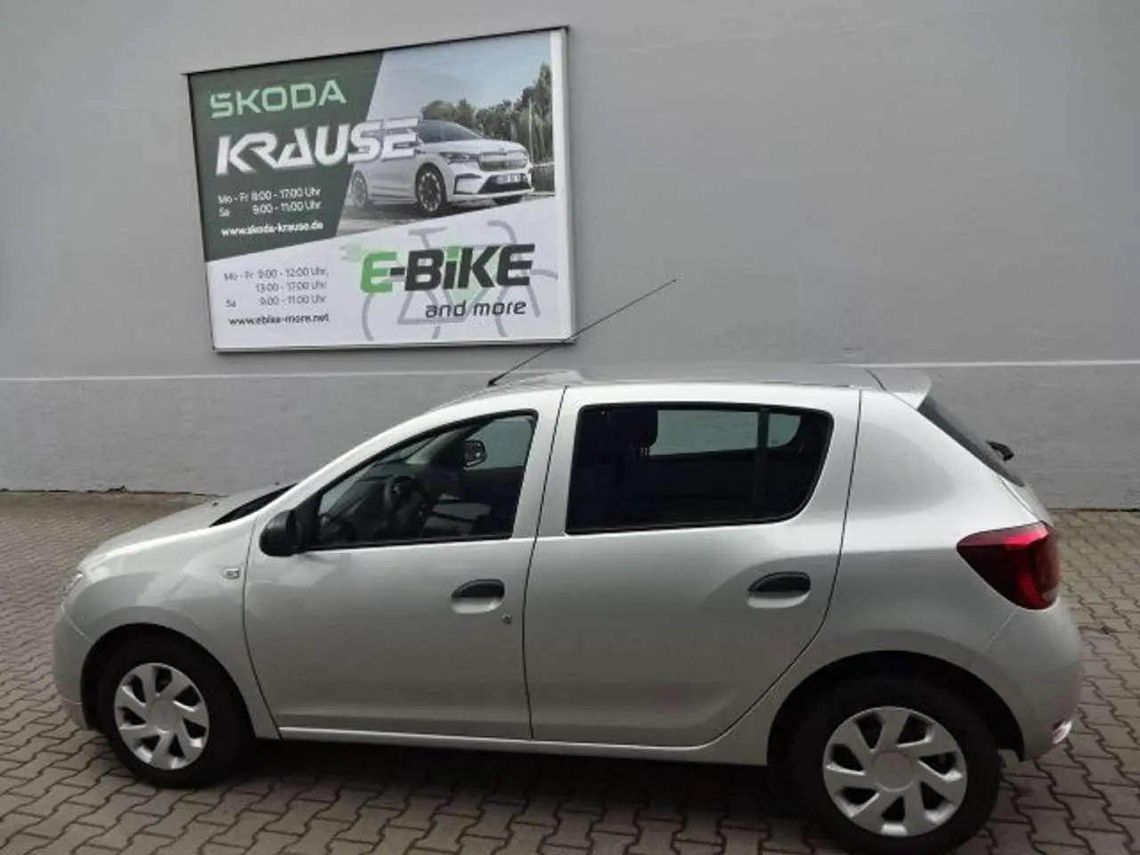 Photo 1 : Dacia Sandero 2016 Petrol