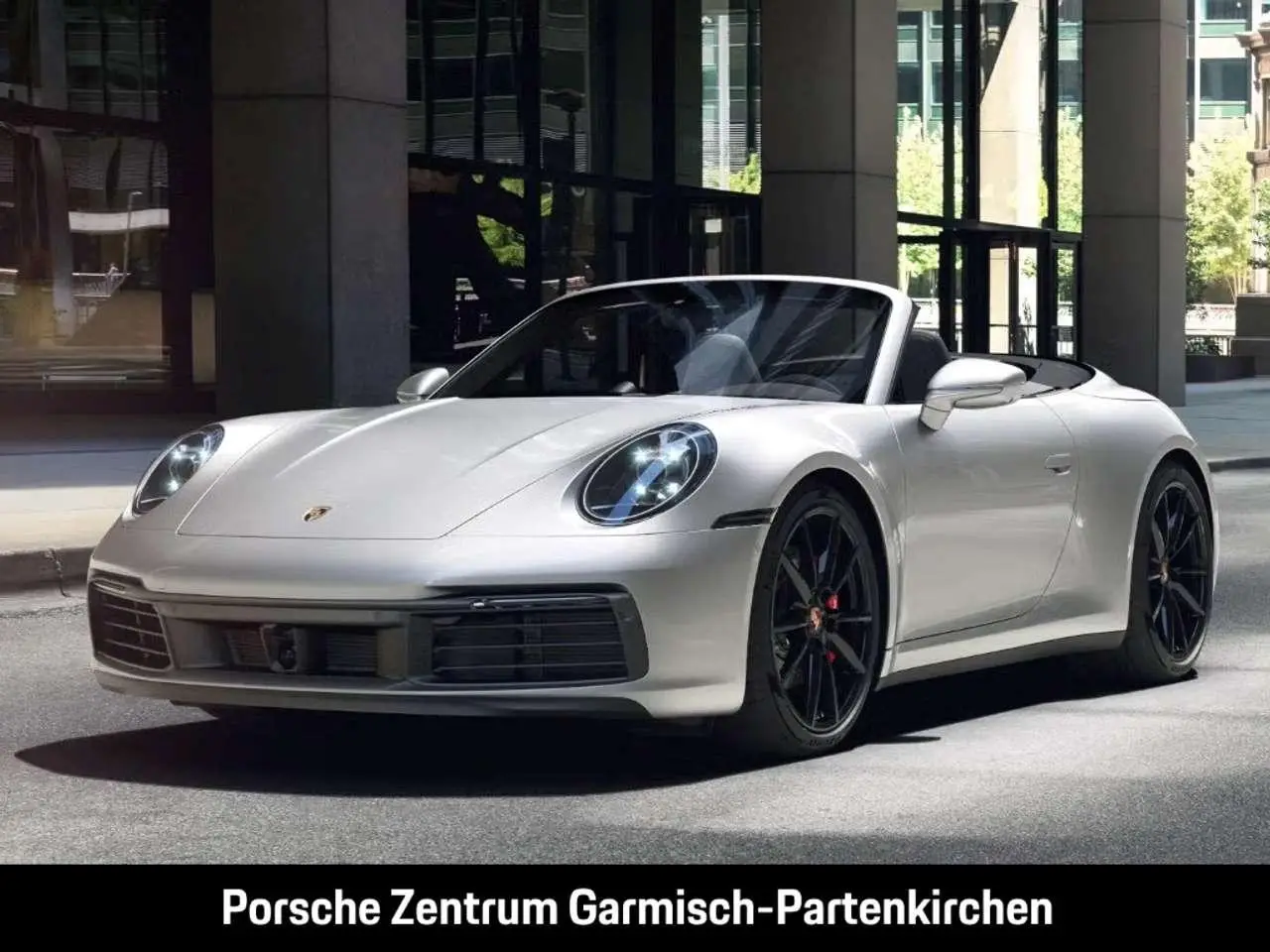 Photo 1 : Porsche 992 2024 Petrol