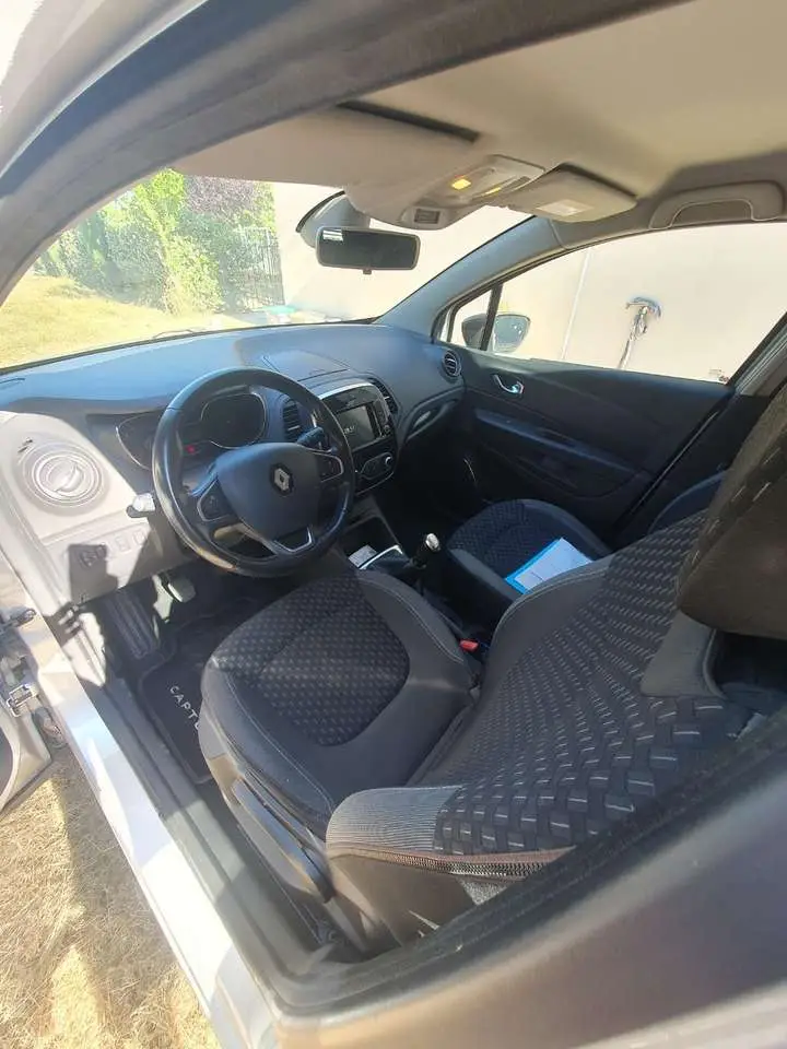 Photo 1 : Renault Captur 2018 Diesel