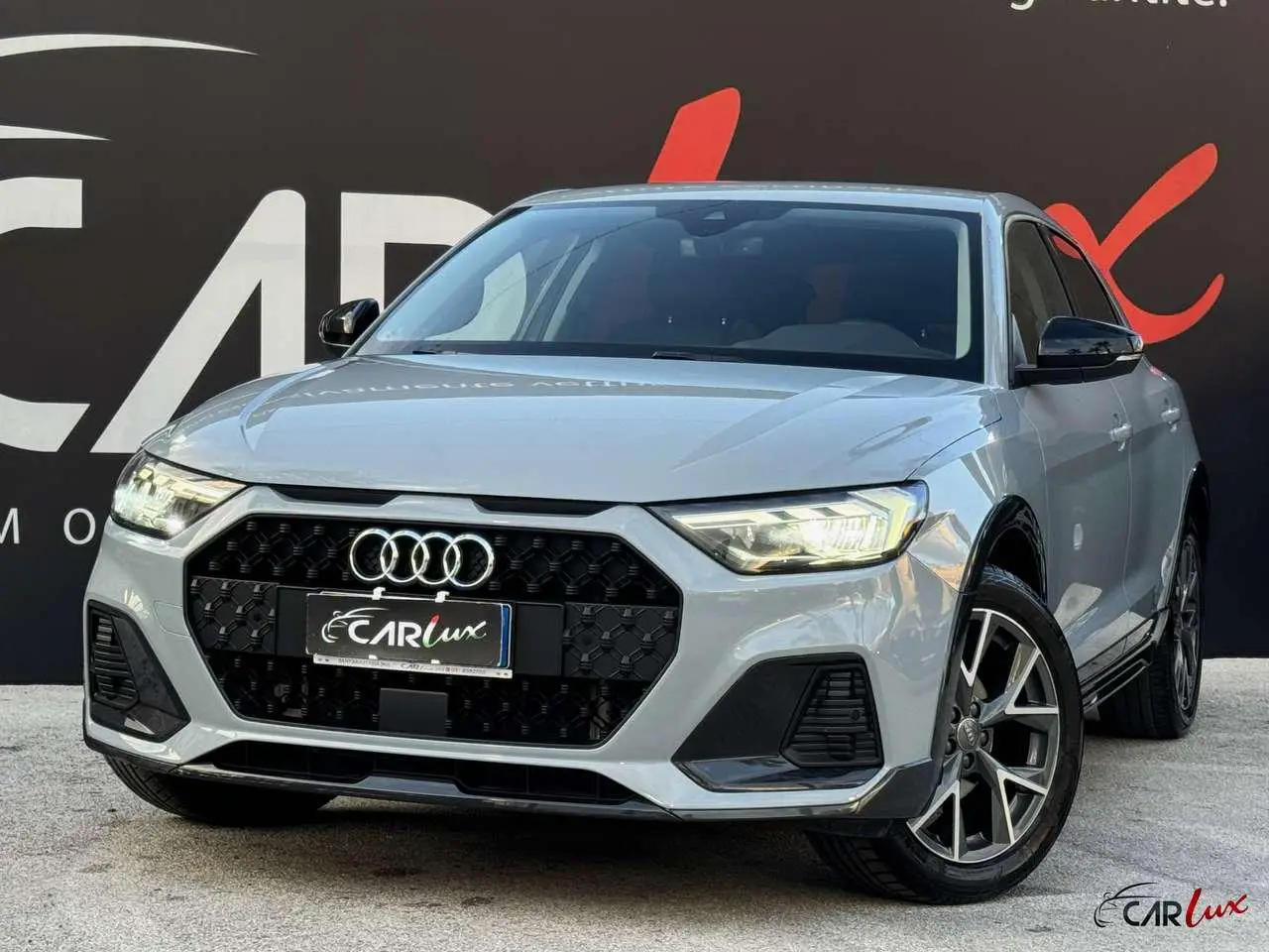 Photo 1 : Audi A1 2019 Essence