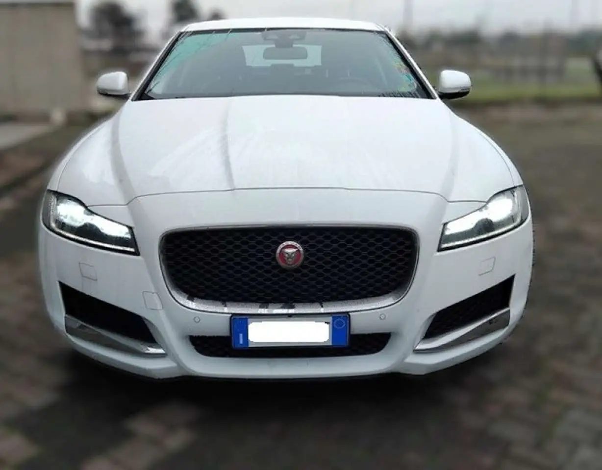 Photo 1 : Jaguar Xf 2016 Diesel