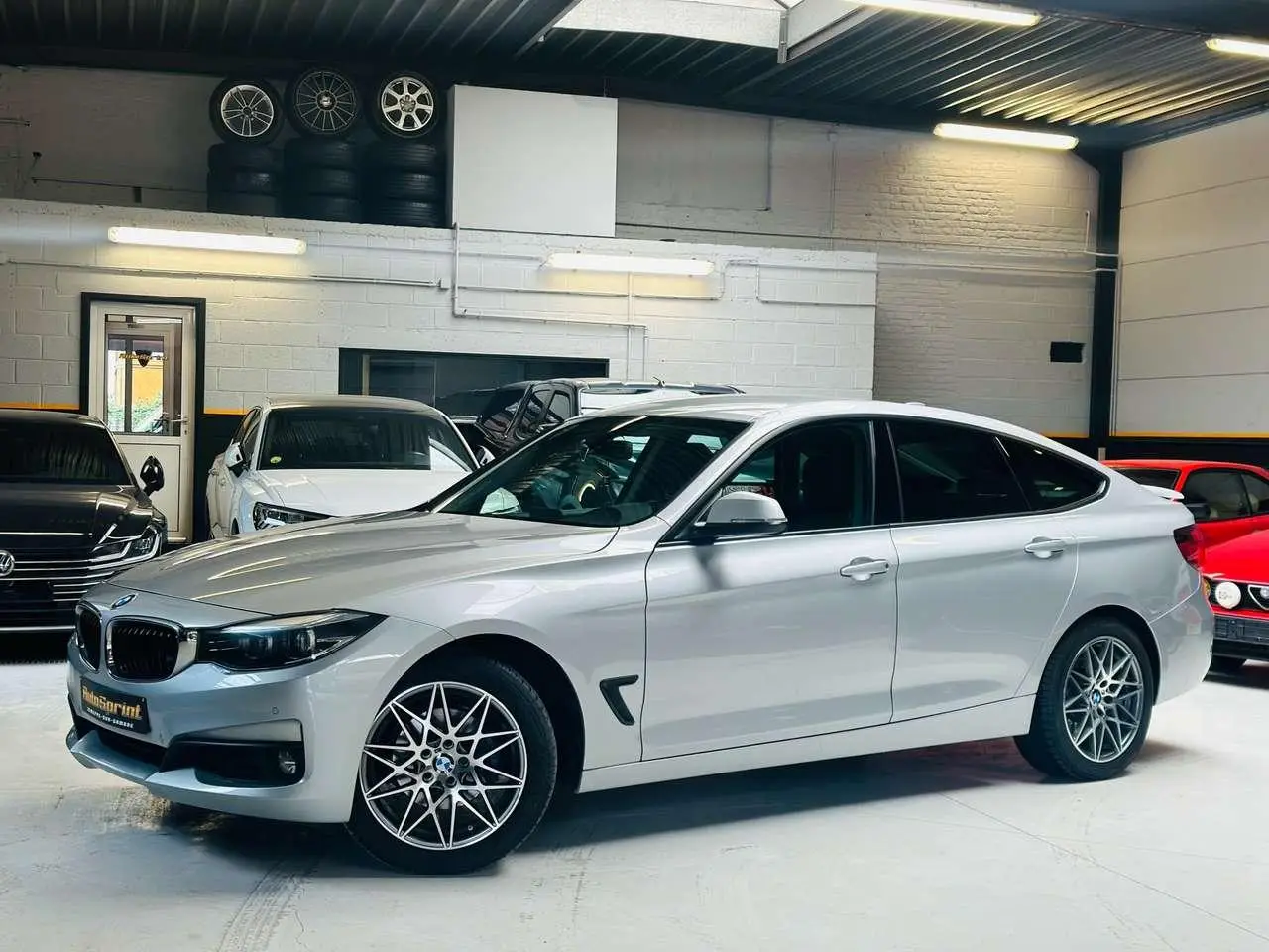 Photo 1 : Bmw Serie 3 2019 Diesel