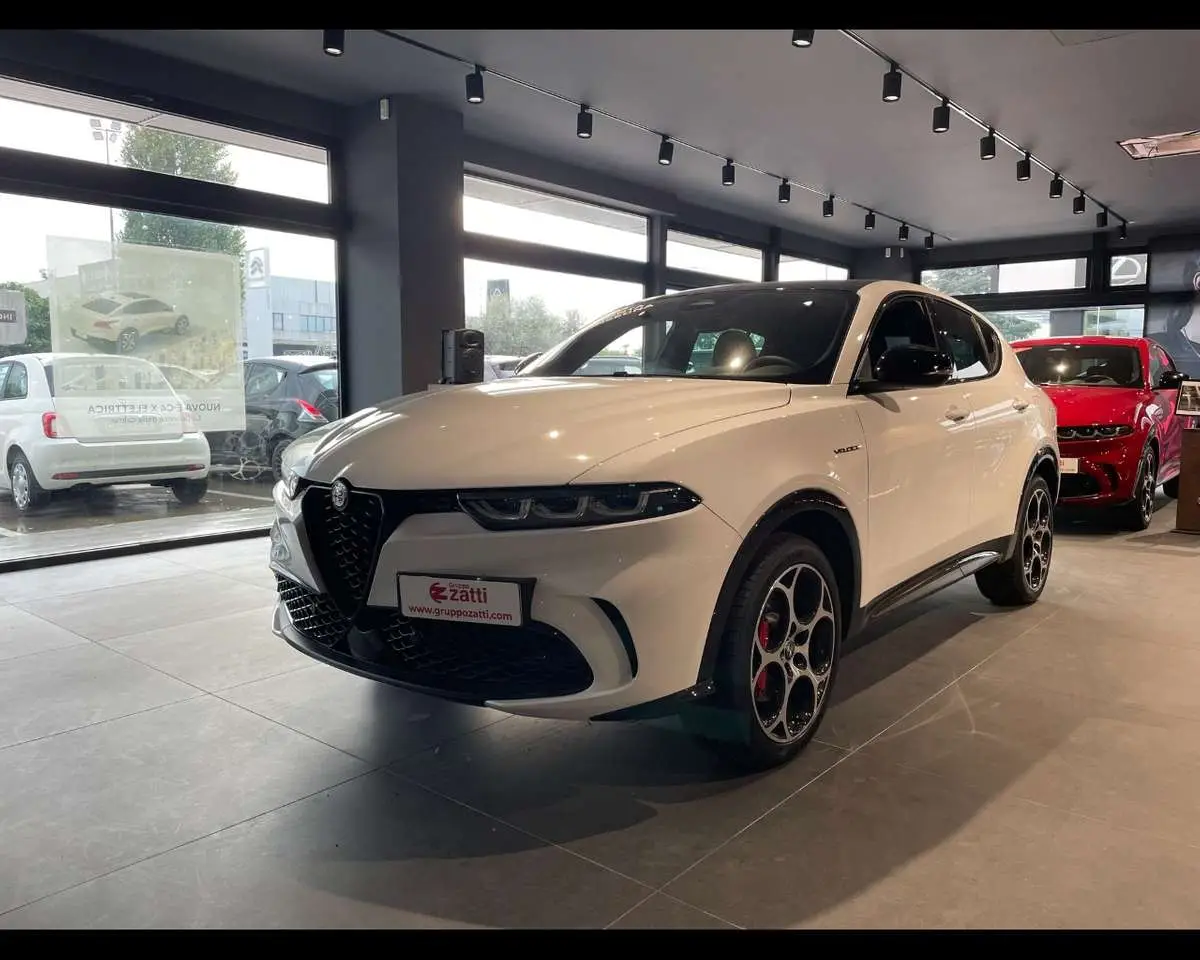 Photo 1 : Alfa Romeo Tonale 2023 Hybrid