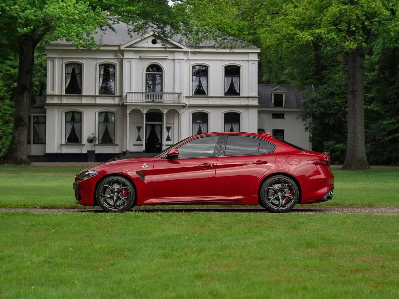 Photo 1 : Alfa Romeo Giulia 2020 Petrol