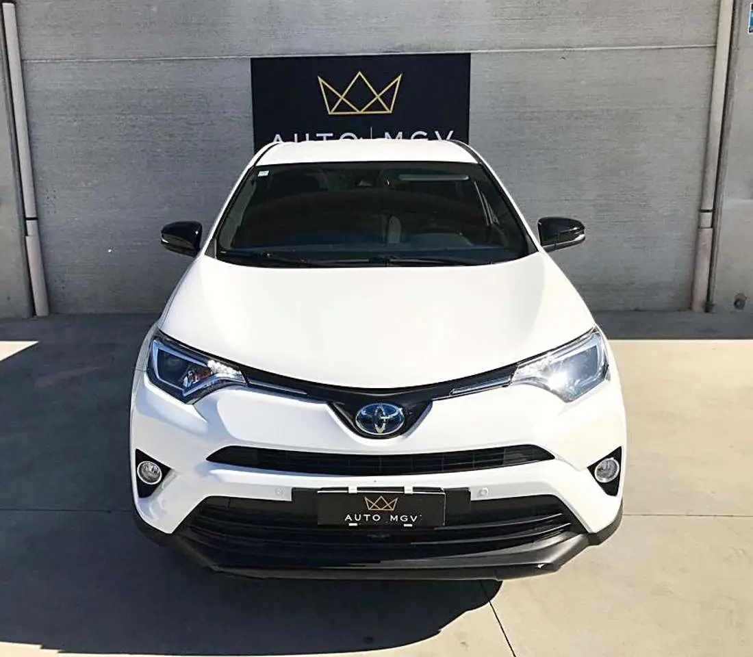 Photo 1 : Toyota Rav4 2018 Hybride