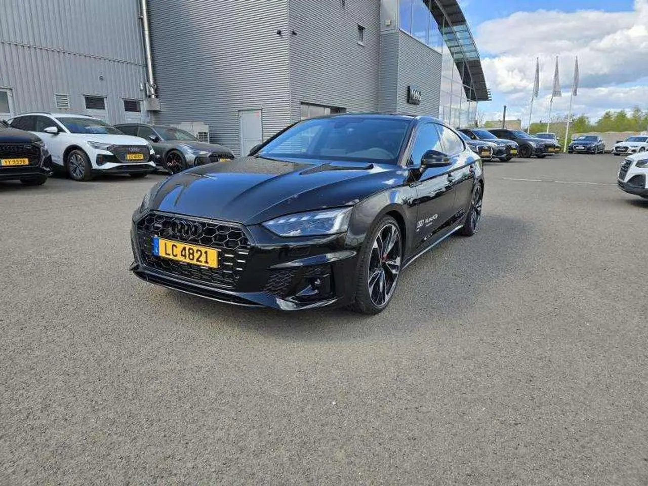 Photo 1 : Audi A5 2024 Essence