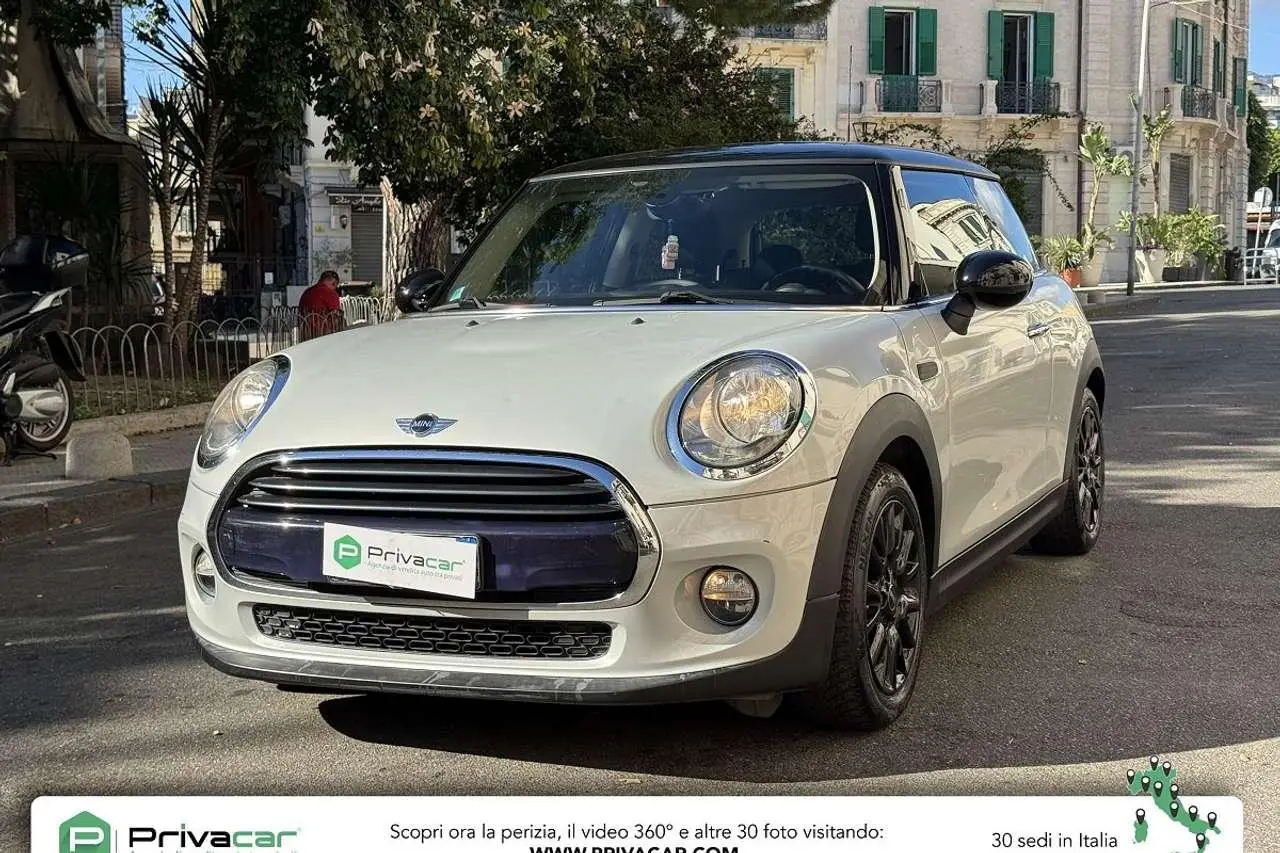 Photo 1 : Mini Cooper 2015 Diesel