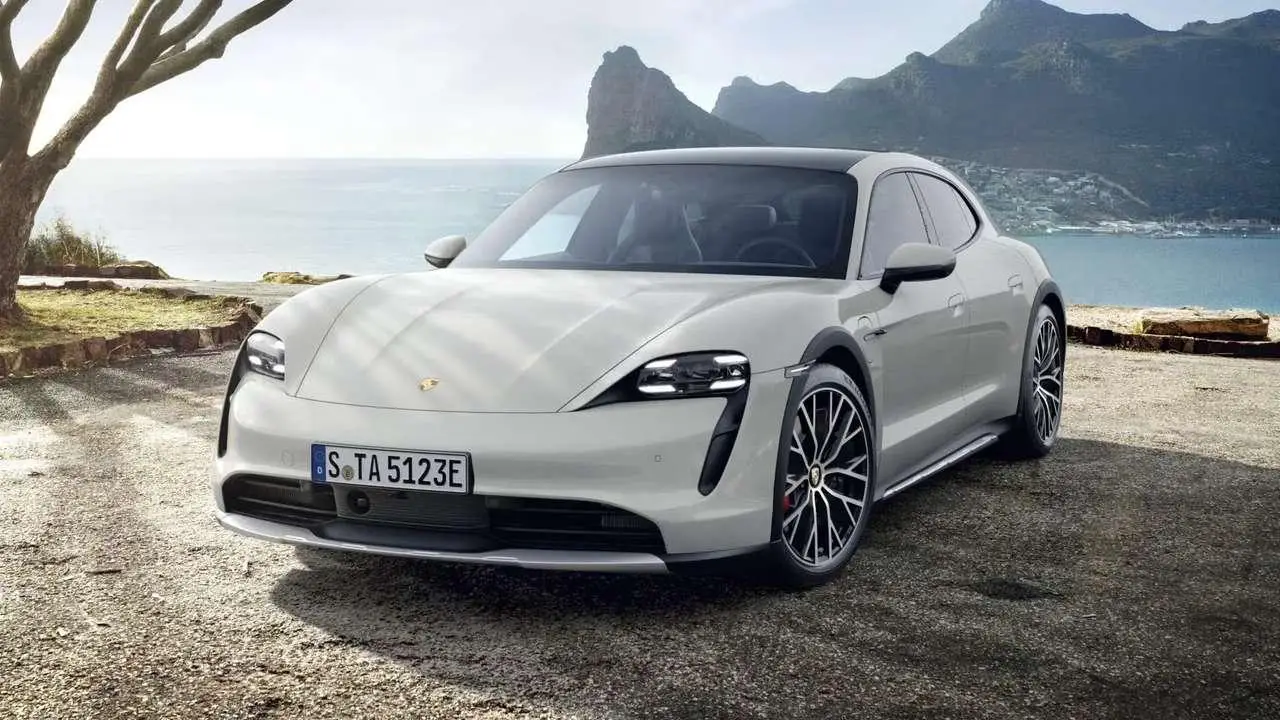 Photo 1 : Porsche Taycan 2021 Electric