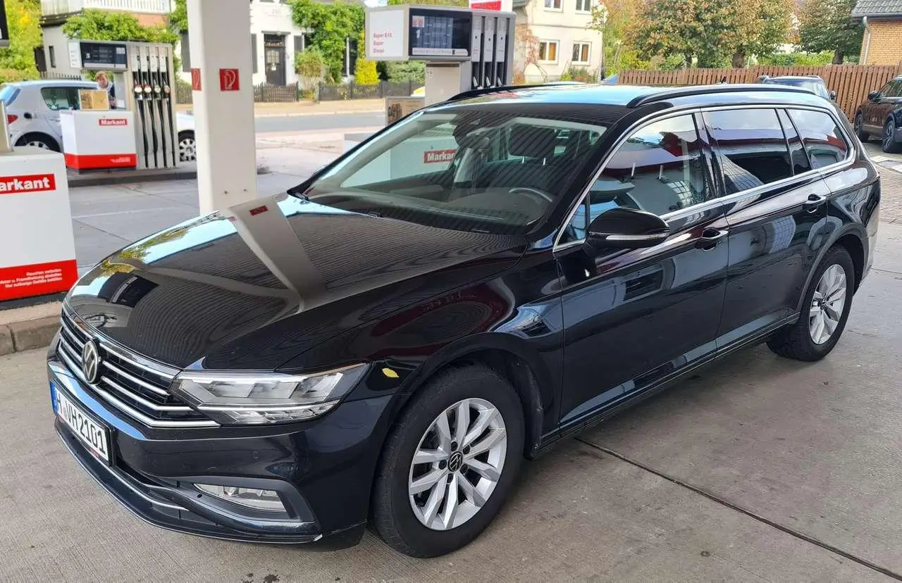 Photo 1 : Volkswagen Passat 2021 Diesel