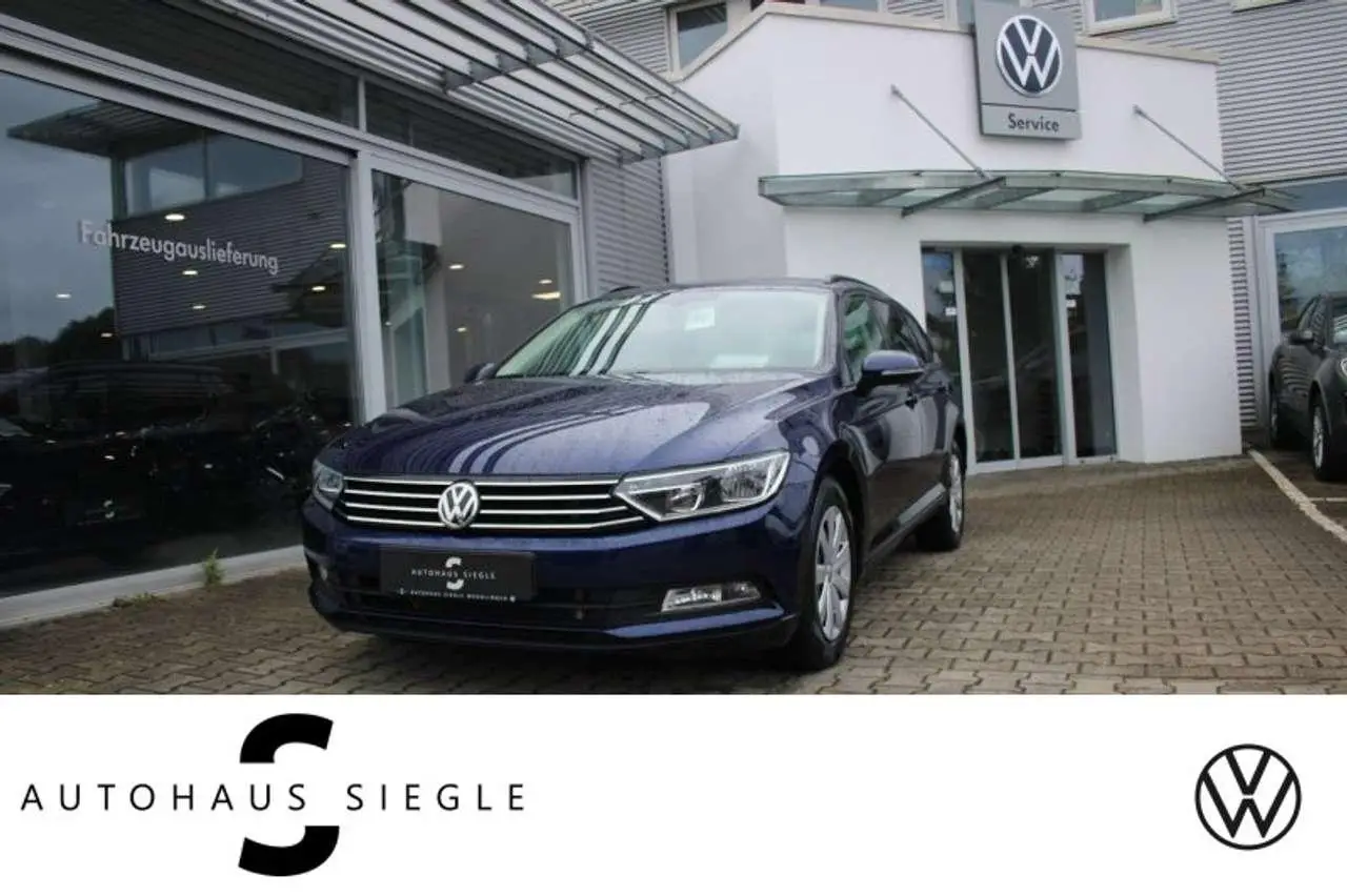 Photo 1 : Volkswagen Passat 2018 Diesel