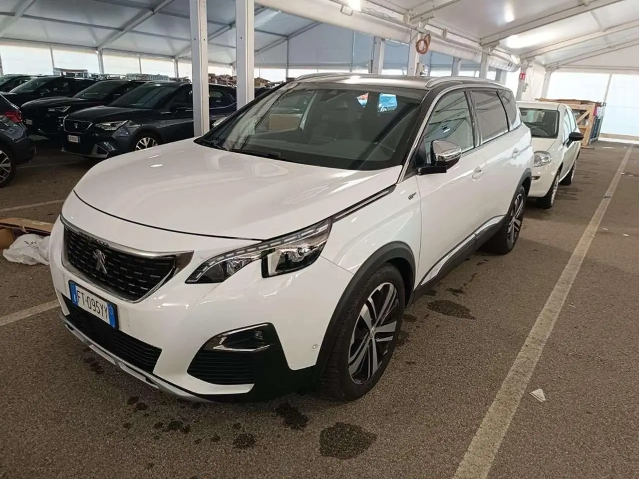 Photo 1 : Peugeot 5008 2019 Diesel