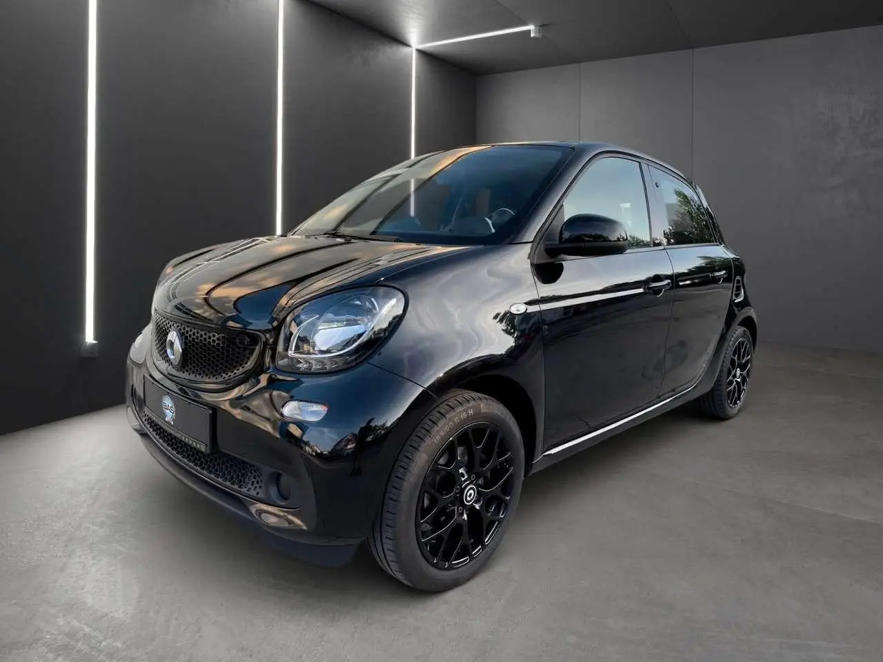 Photo 1 : Smart Forfour 2015 Petrol