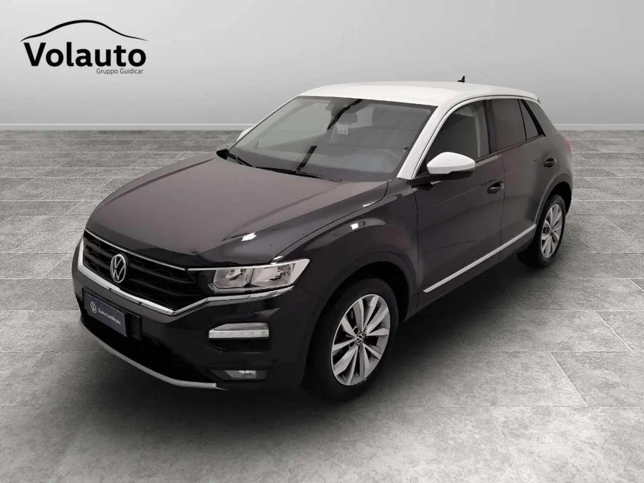 Photo 1 : Volkswagen T-roc 2021 Essence