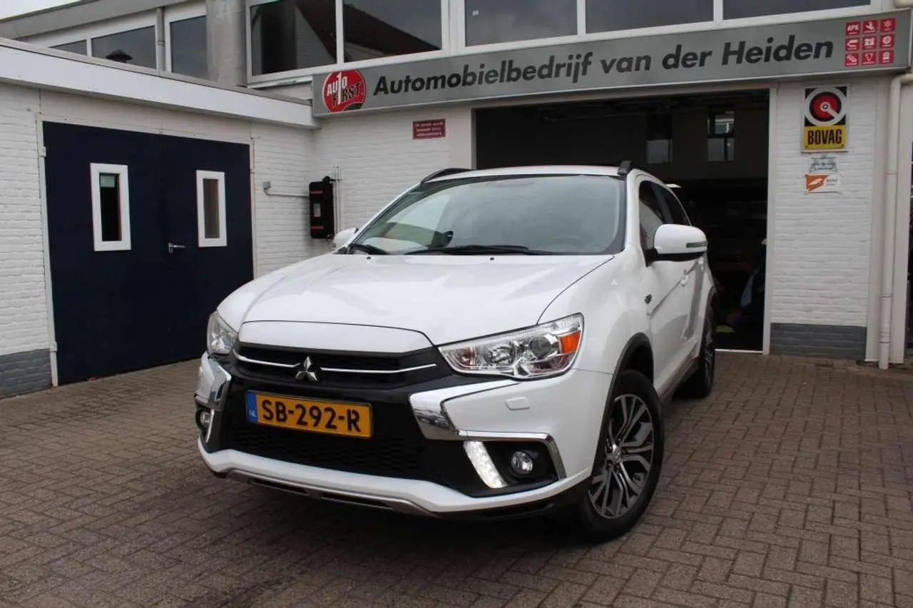 Photo 1 : Mitsubishi Asx 2018 Petrol