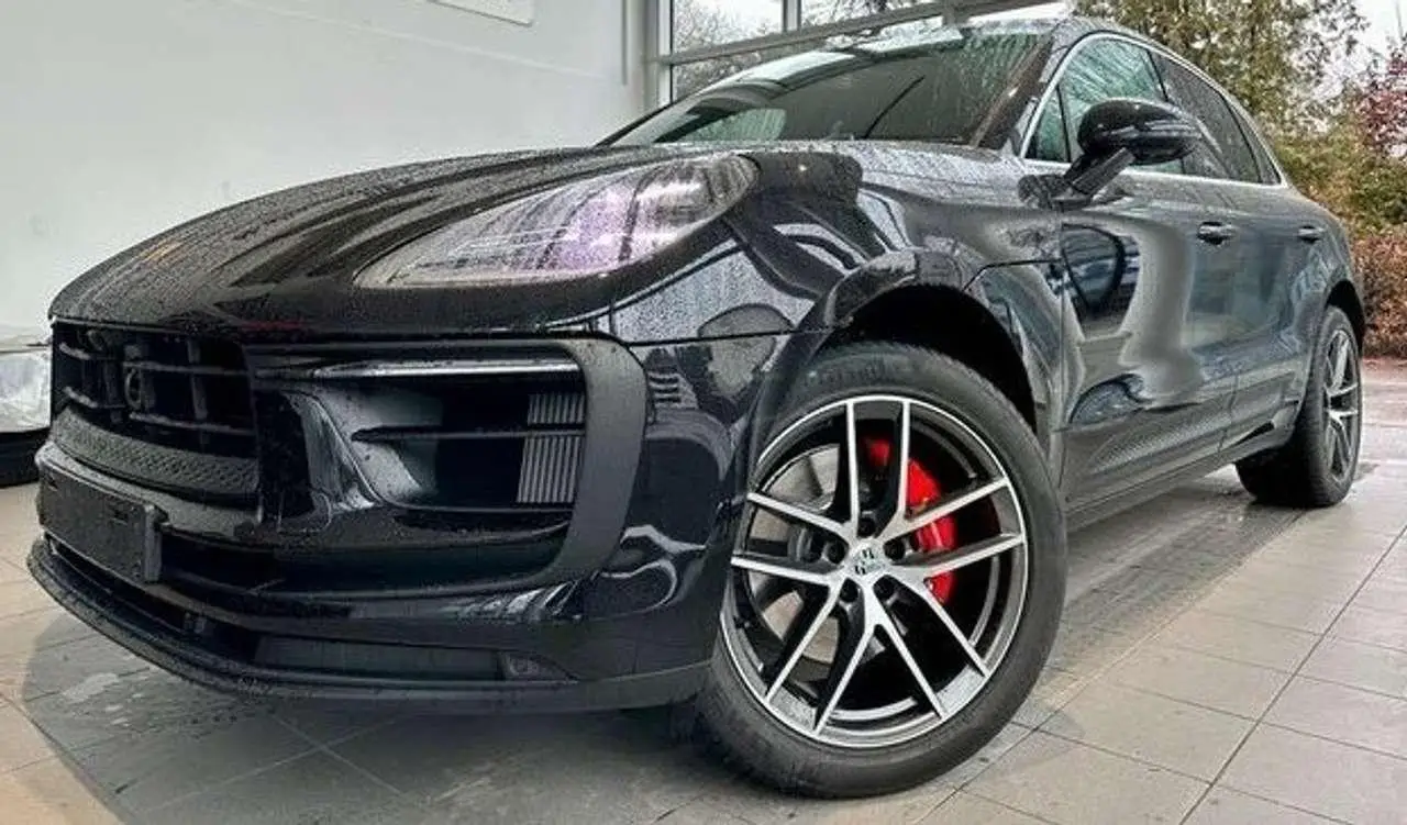 Photo 1 : Porsche Macan 2024 Essence