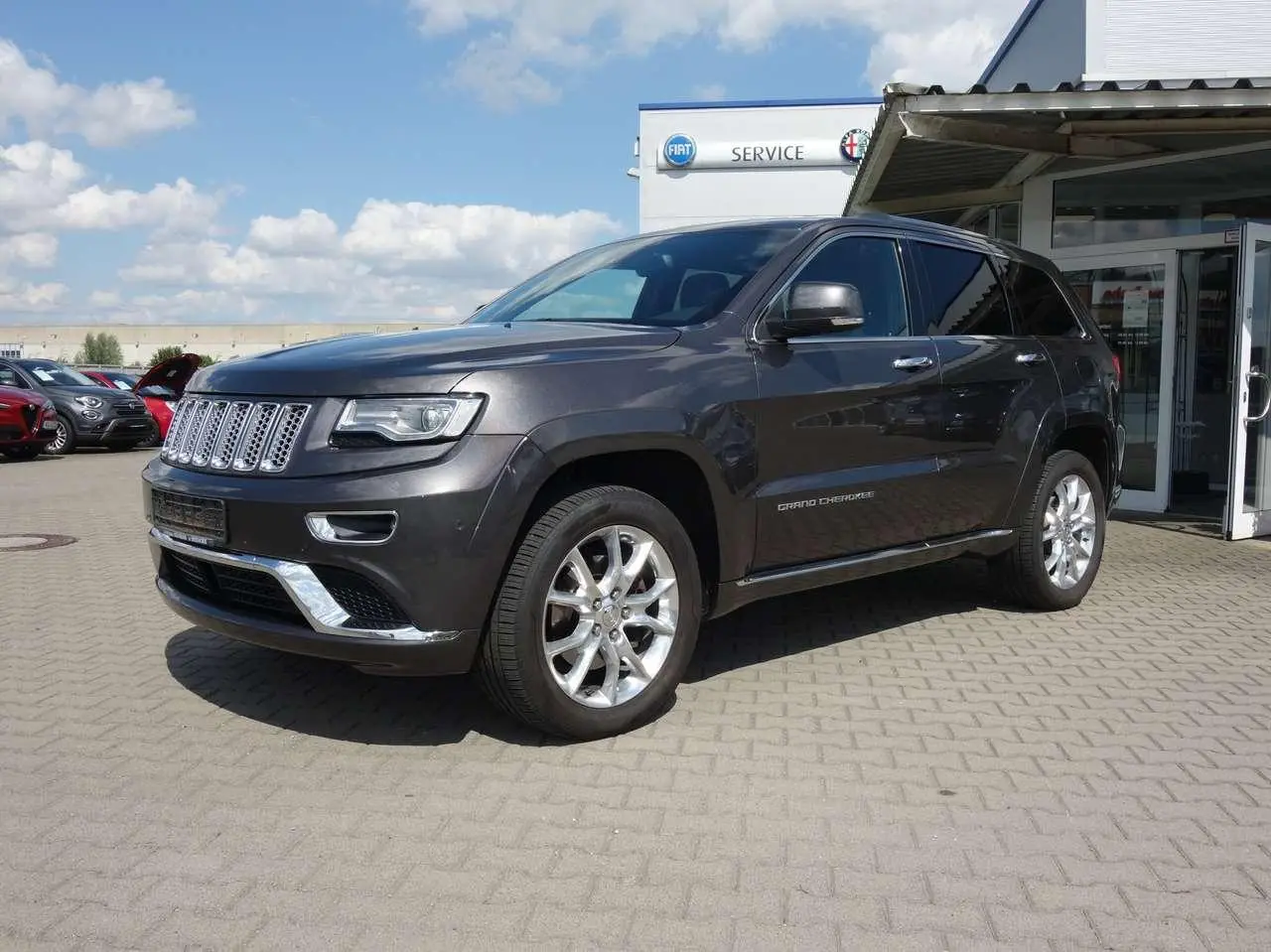 Photo 1 : Jeep Grand Cherokee 2016 Diesel