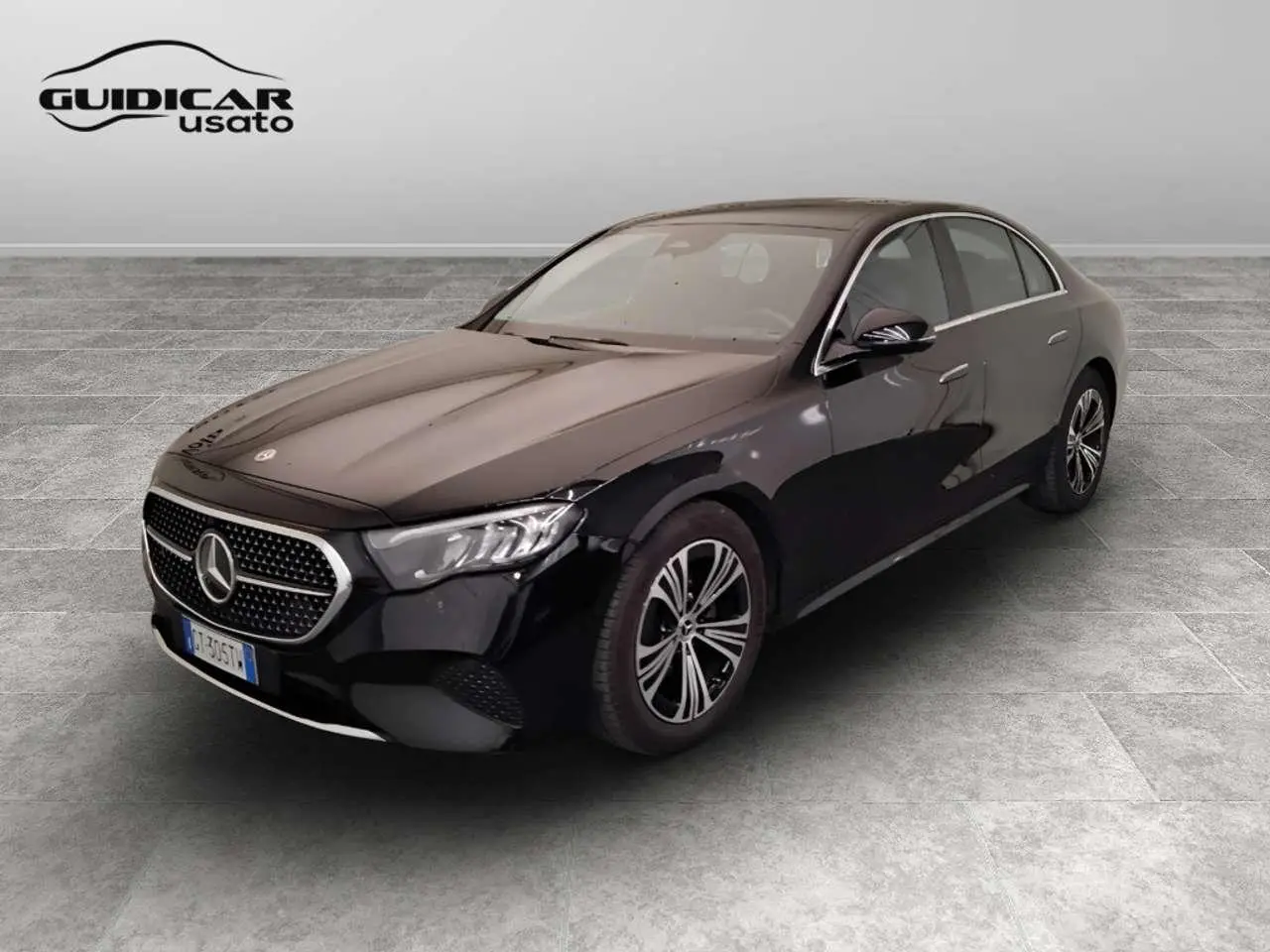 Photo 1 : Mercedes-benz Classe E 2024 Hybrid