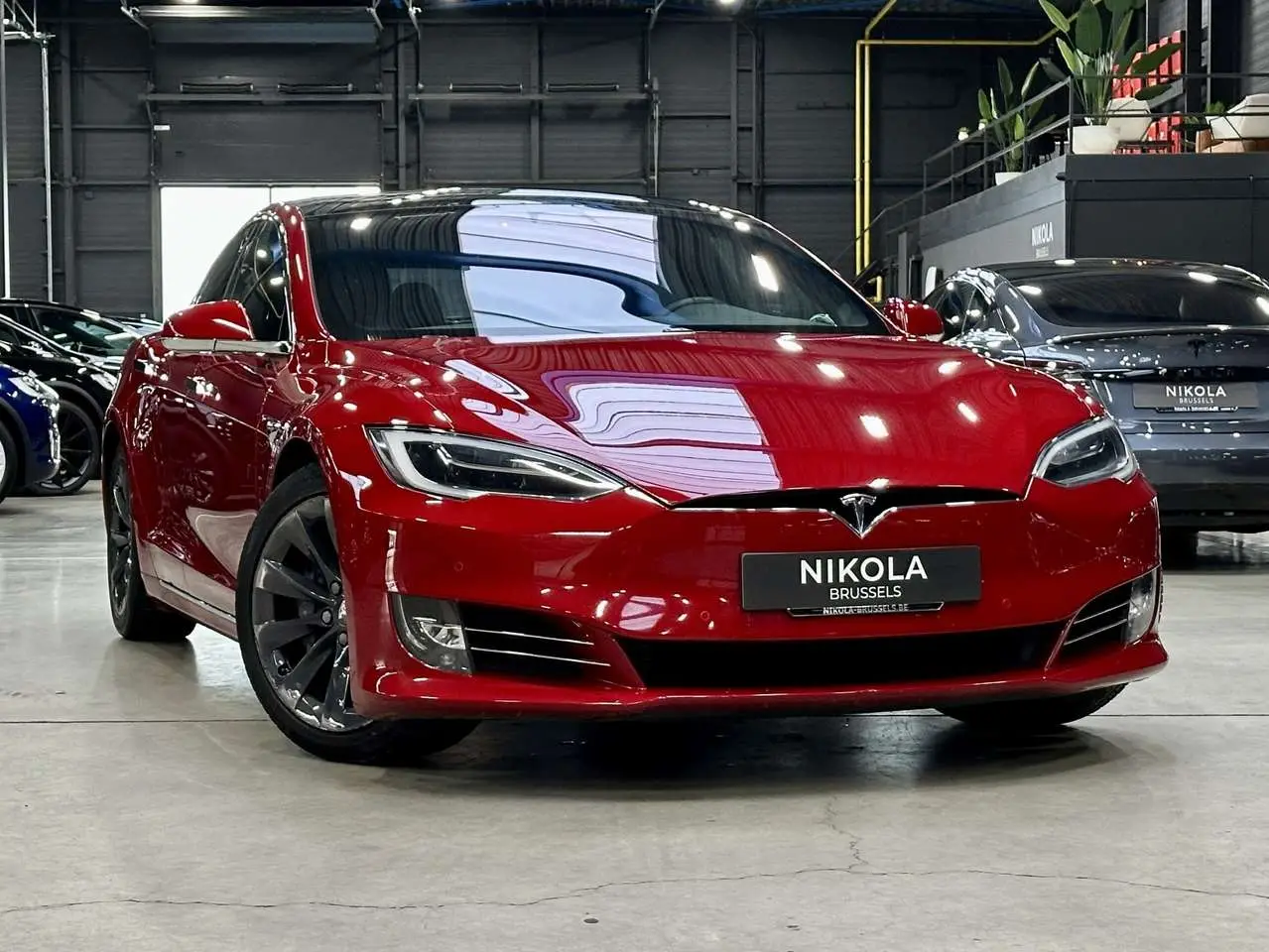 Photo 1 : Tesla Model S 2018 Électrique