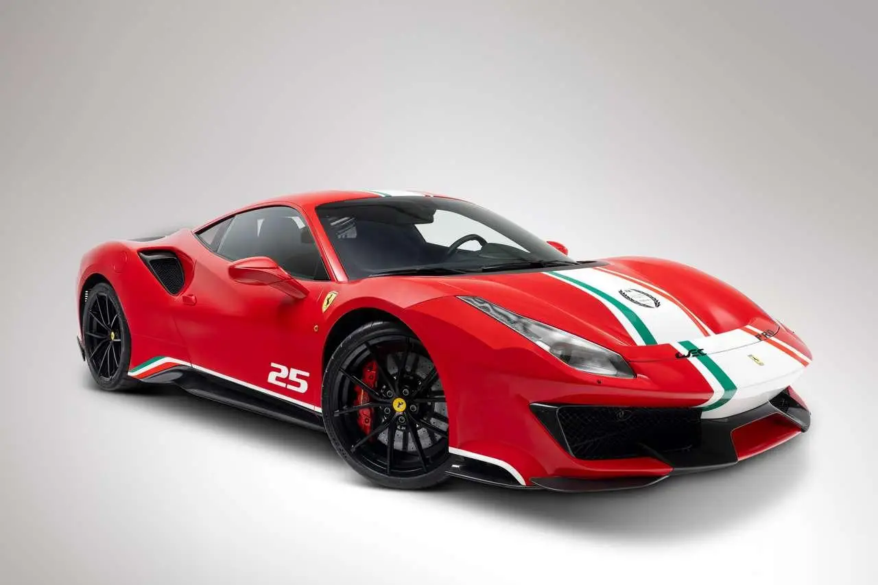 Photo 1 : Ferrari 488 2020 Essence