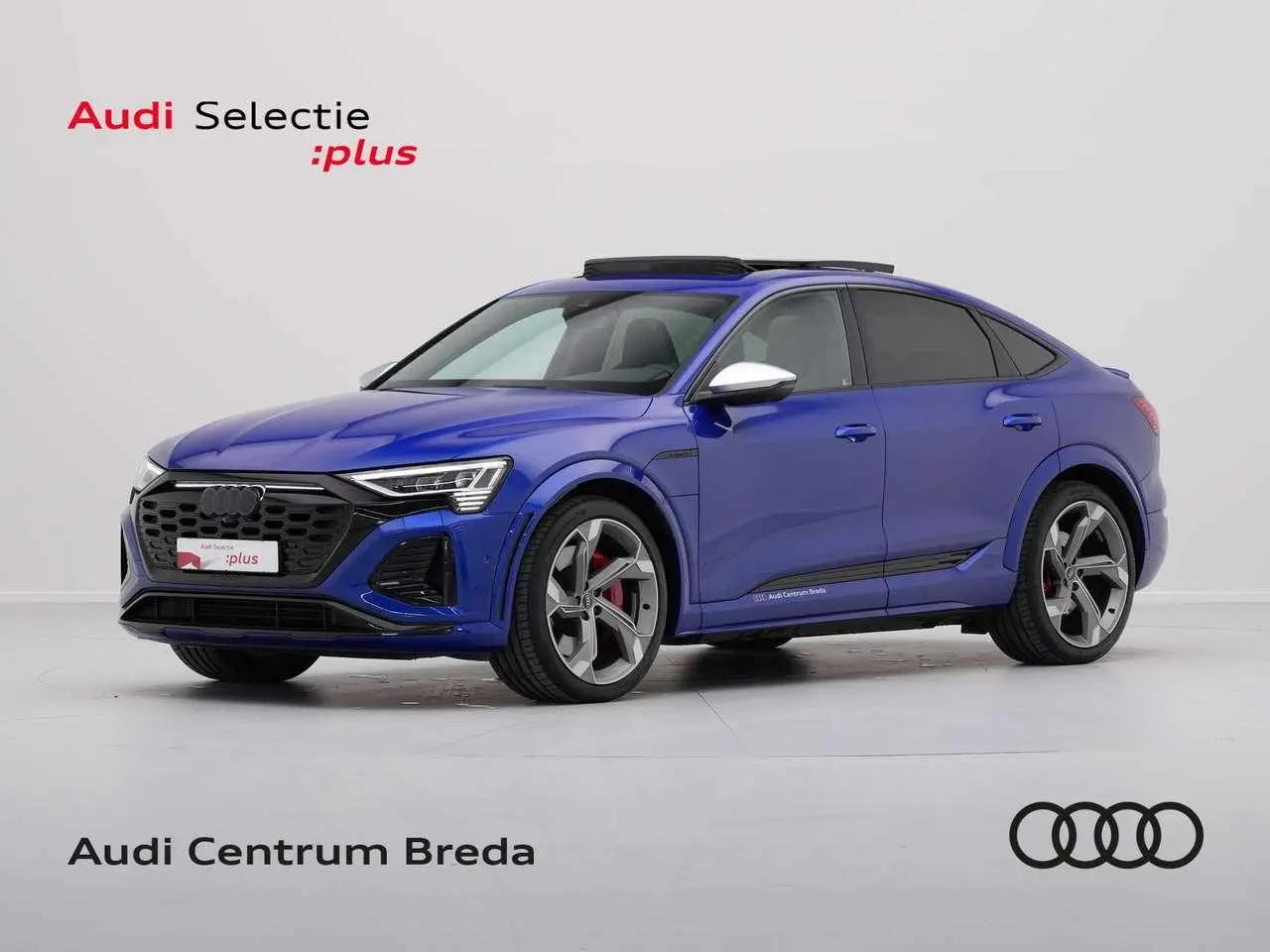 Photo 1 : Audi Q8 2023 Électrique