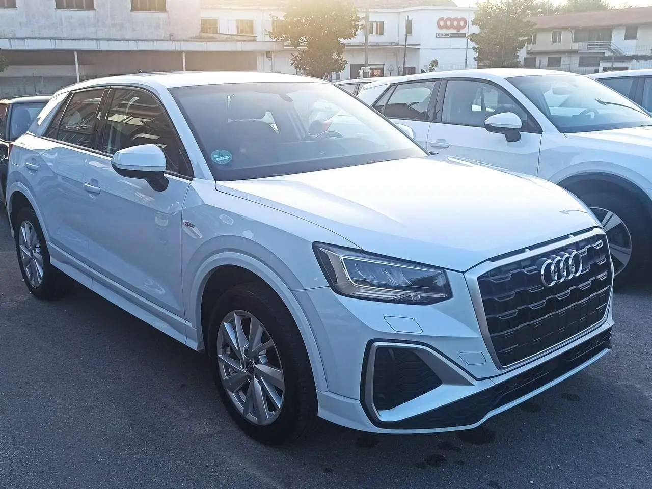 Photo 1 : Audi Q2 2021 Diesel