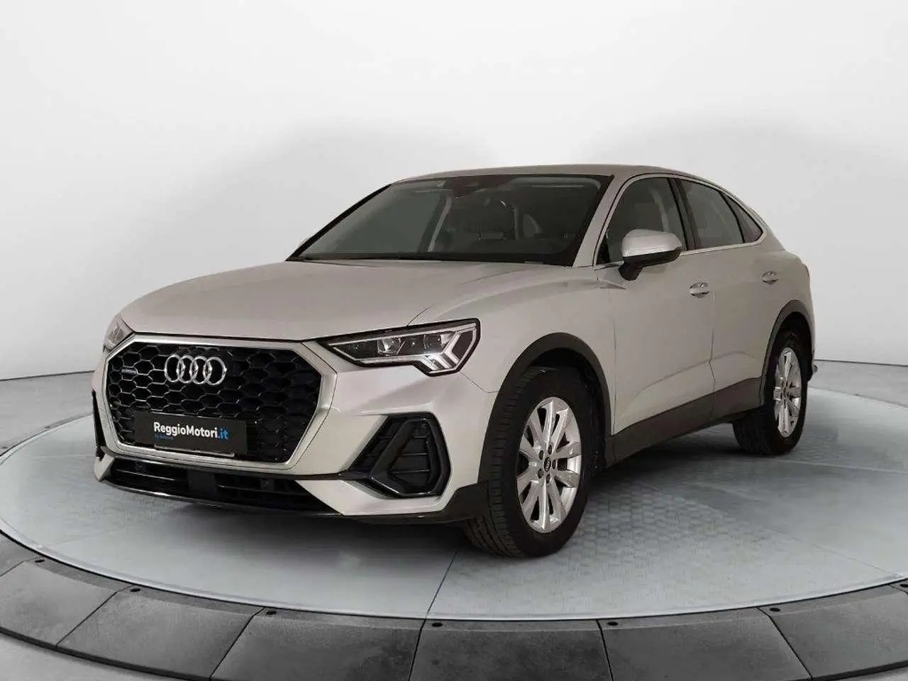 Photo 1 : Audi Q3 2020 Diesel