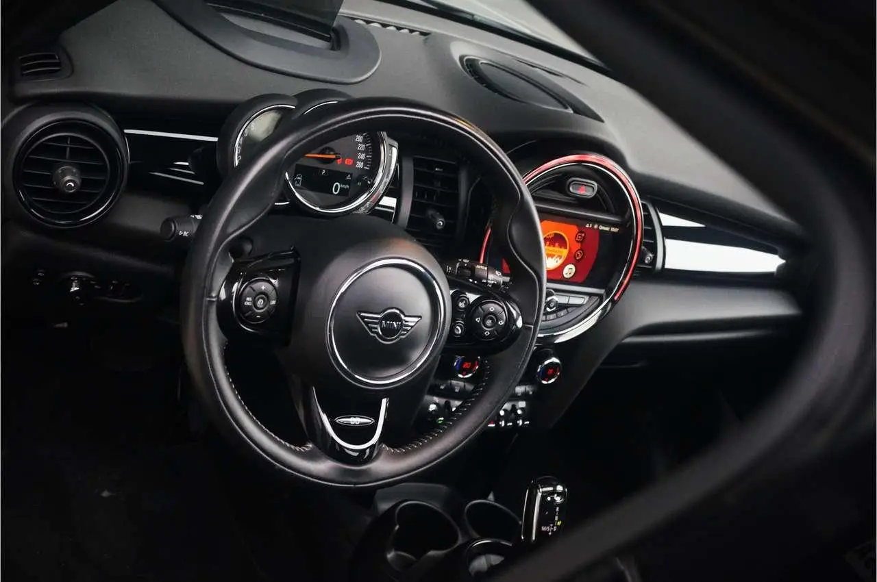 Photo 1 : Mini Cooper 2020 Petrol