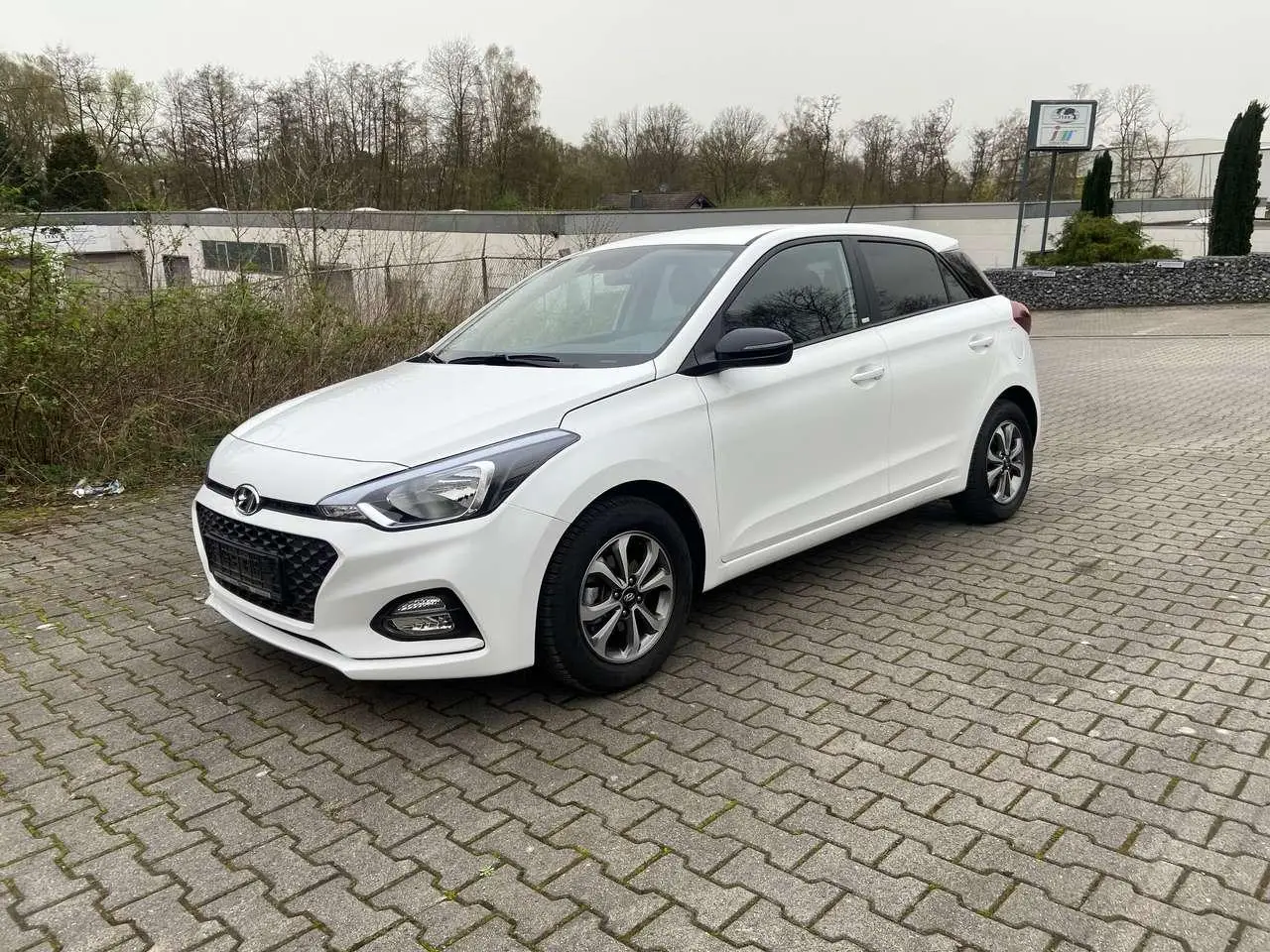 Photo 1 : Hyundai I20 2020 Petrol