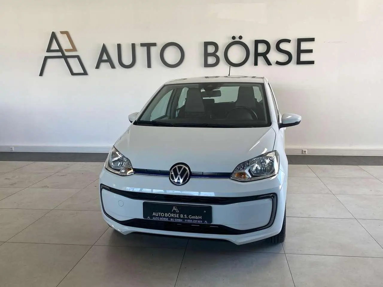 Photo 1 : Volkswagen Up! 2020 Electric