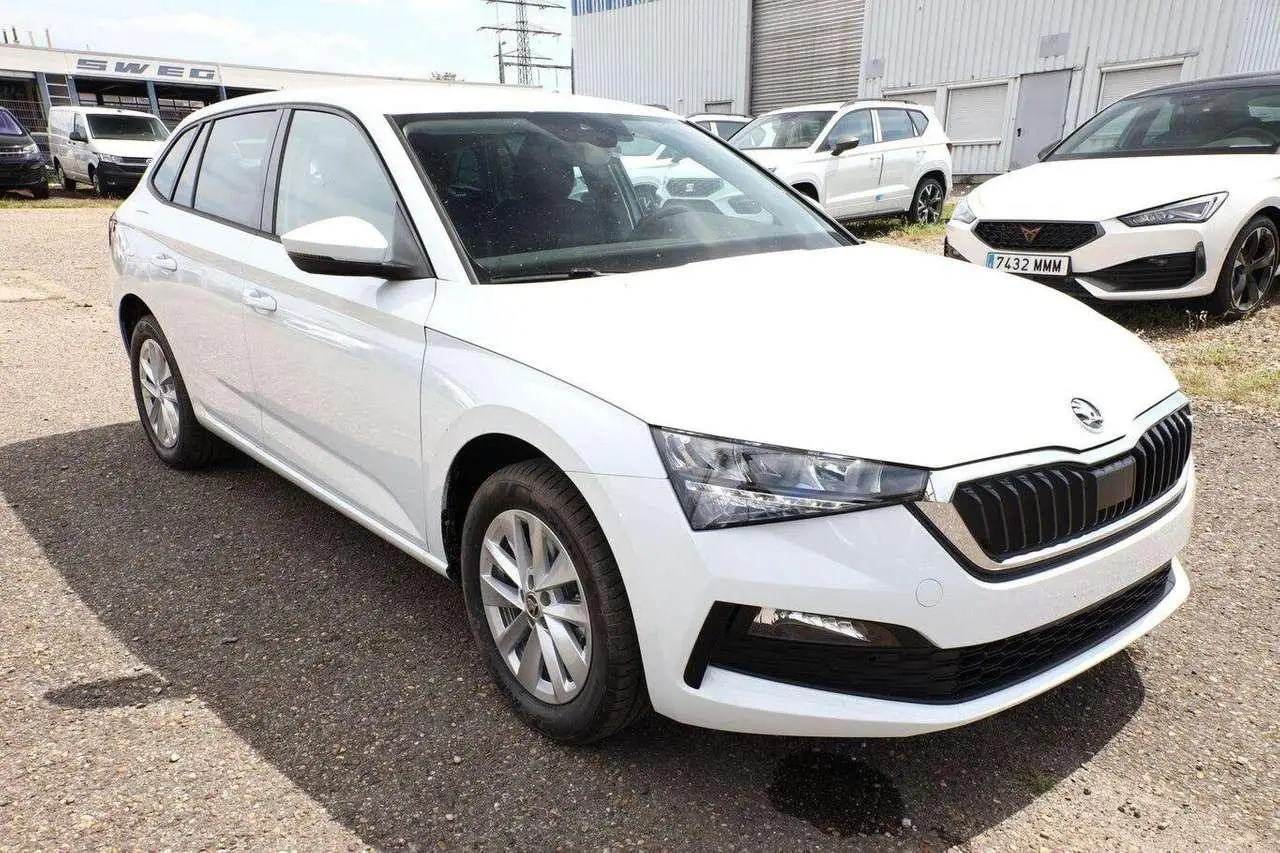 Photo 1 : Skoda Scala 2024 Petrol