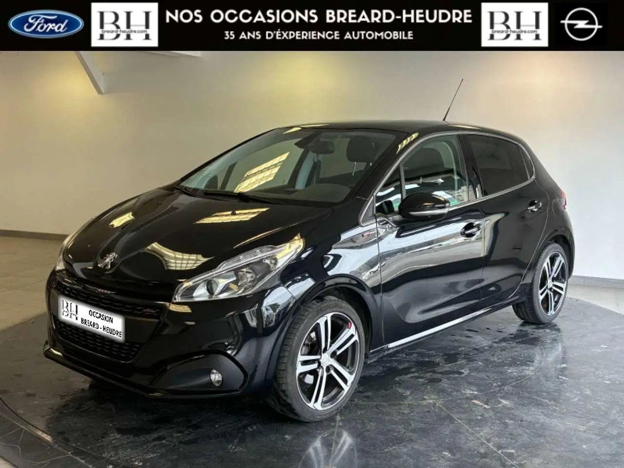 Photo 1 : Peugeot 208 2018 Petrol